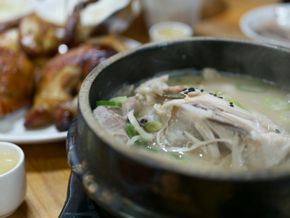 삼계탕과 백숙 무엇이 다를까요?