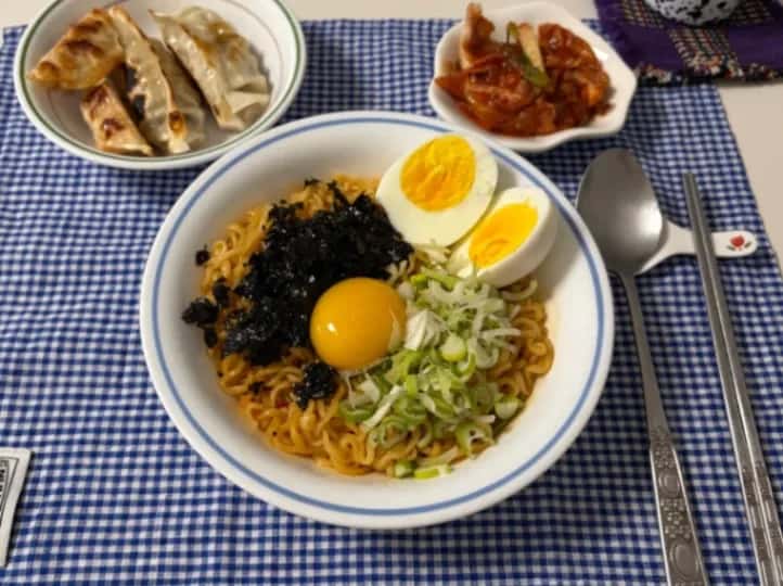 Opened a Japanese Restaurant with Shin Ramyun, Shin Ramyun Abura Soba